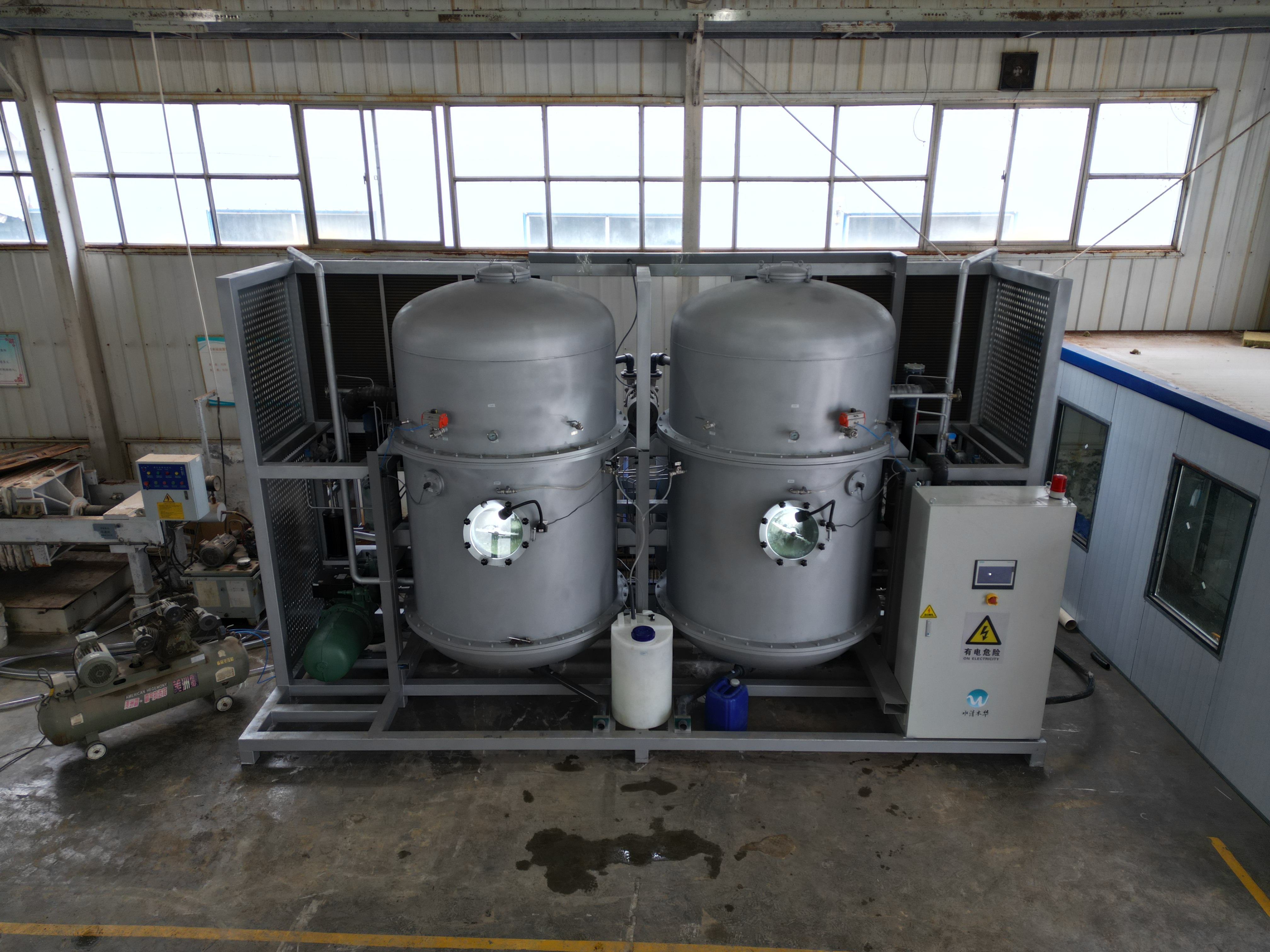 電鍍廢水零排放項(xiàng)目現(xiàn)場 電鍍廢水零排放項(xiàng)目現(xiàn)場