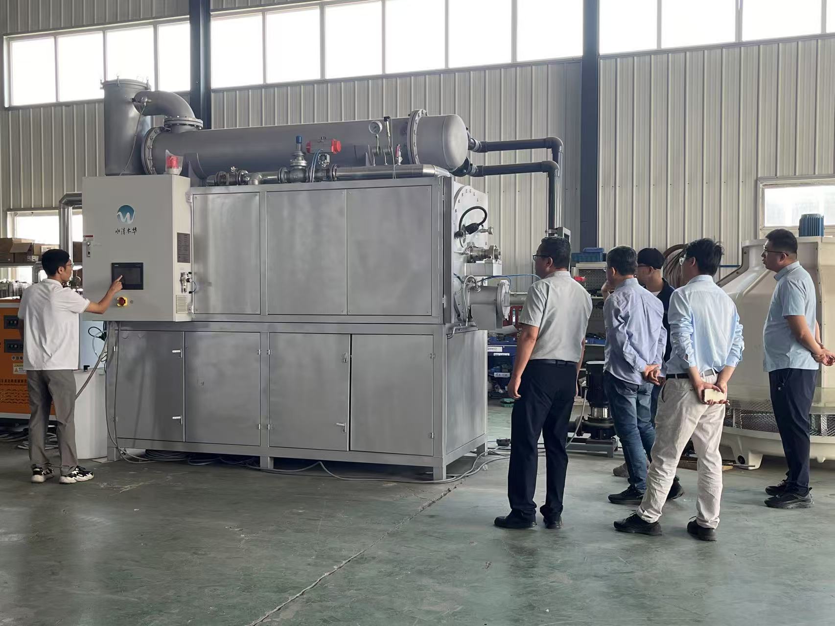 刮板蒸發(fā)器廠家｜水清木華20年技術(shù)沉淀，專(zhuān)攻高濃度廢液處理與廢水零排放難題